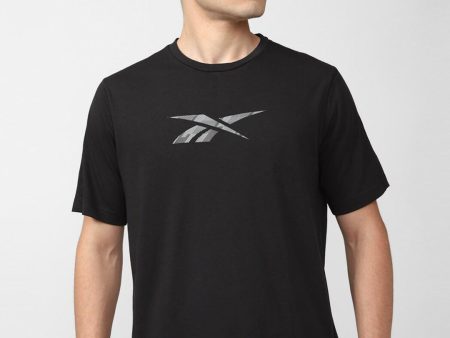 Reebok Brand Logo Printed Train Speedwick Gfx Slim-Fit T-Shirt Online