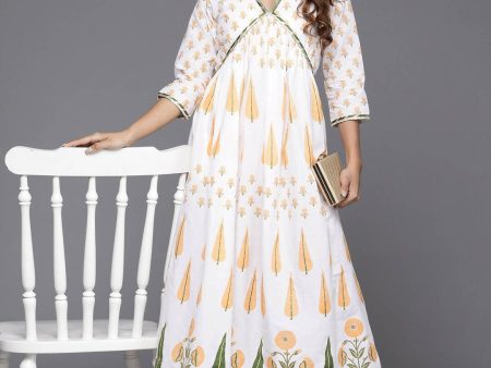 Ahalyaa Women s Traditional wear Dress - White Online Hot Sale